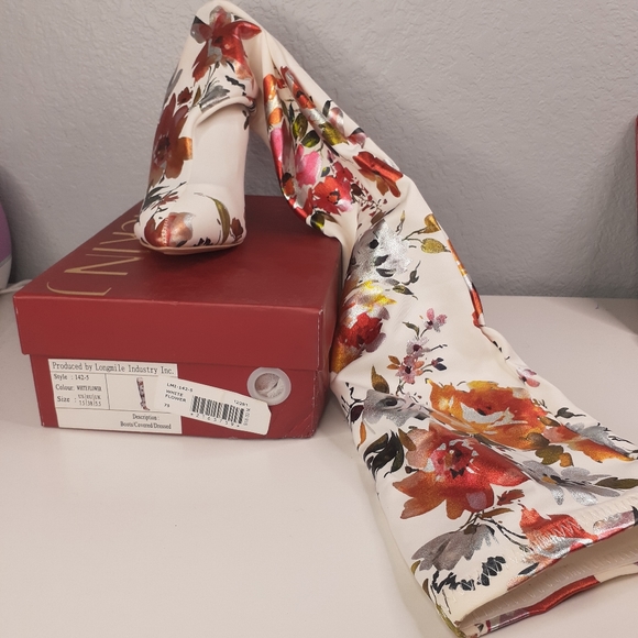 New over the knee mackin j printed boots size 7.5 - Picture 6 of 8